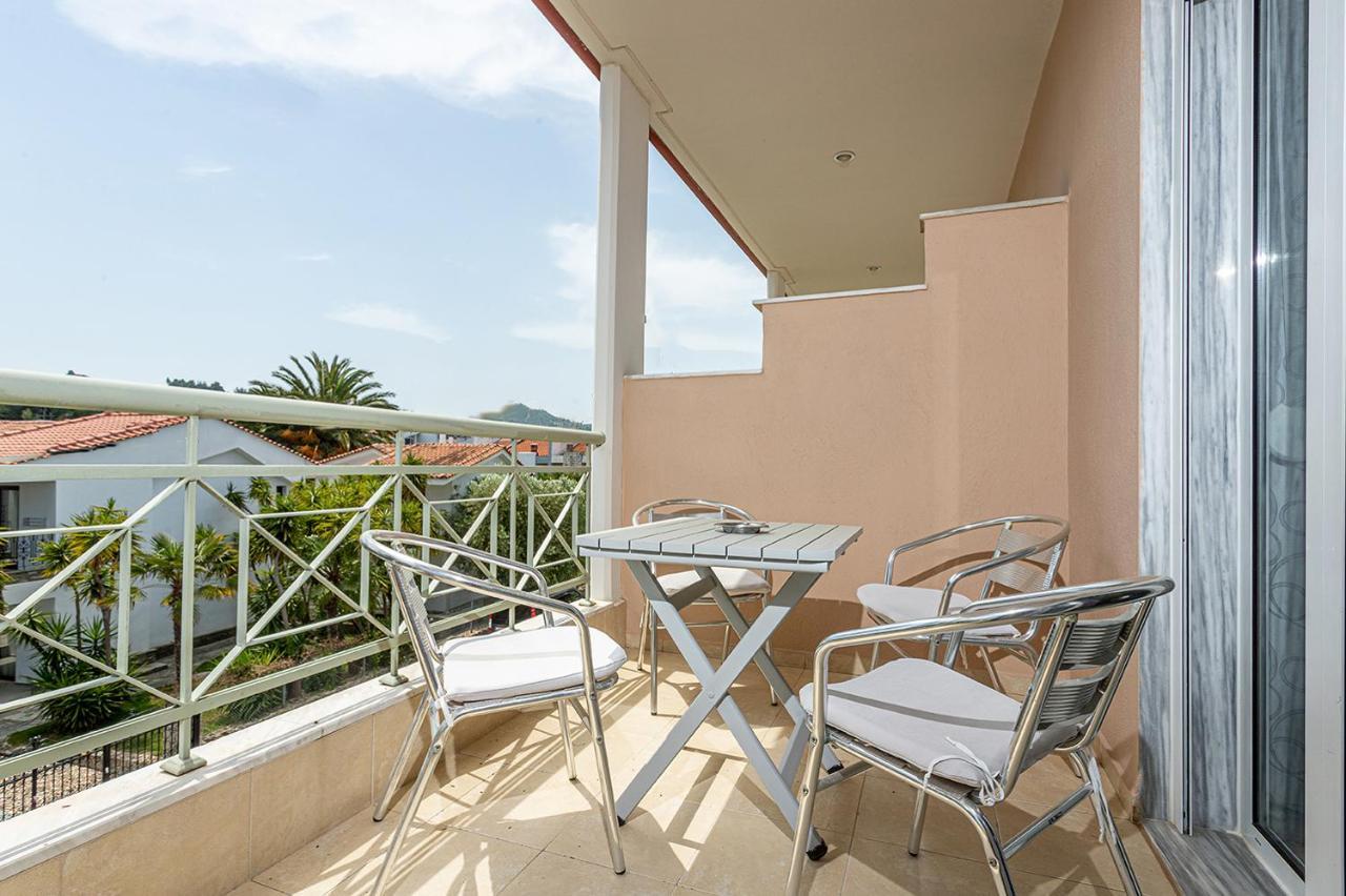 Danae Comfort Living Pefkochori Exterior foto