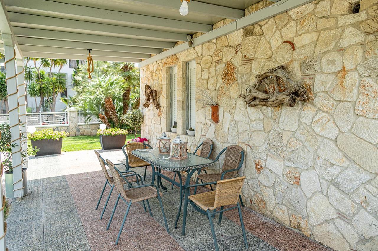 Danae Comfort Living Pefkochori Exterior foto