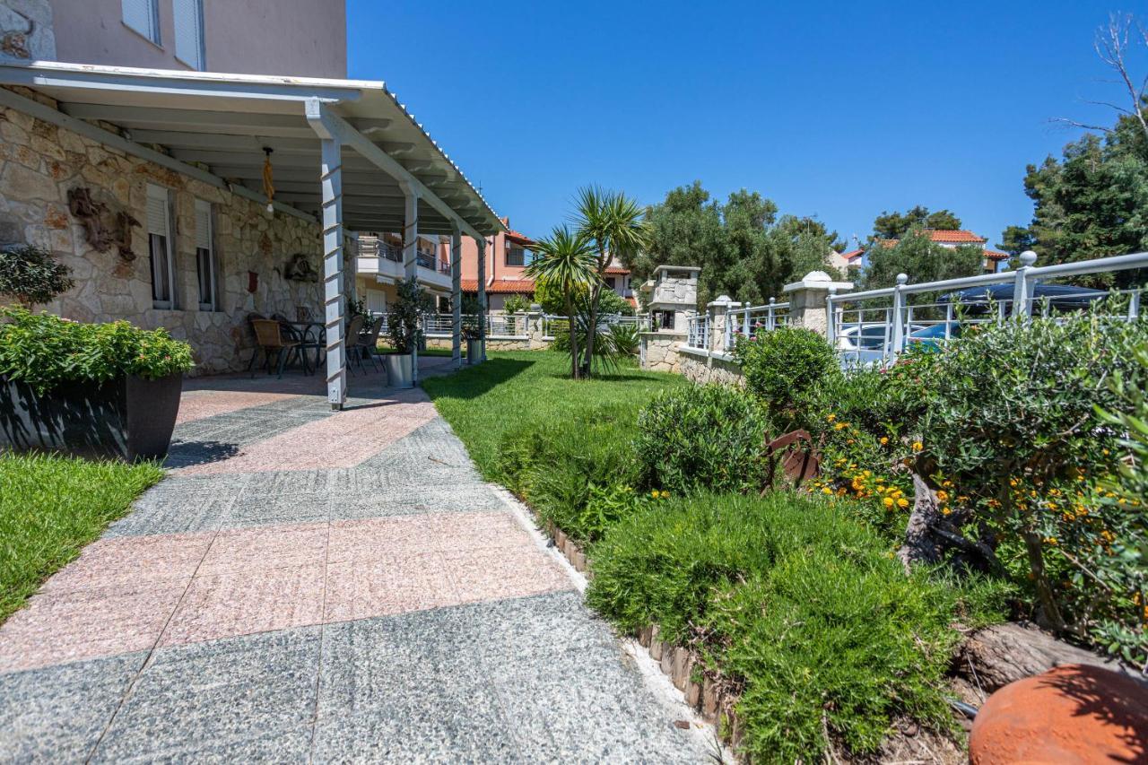 Danae Comfort Living Pefkochori Exterior foto