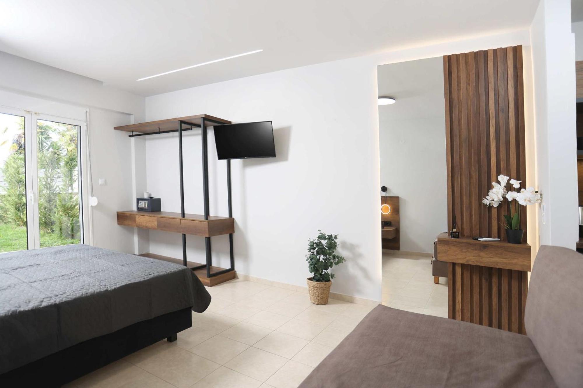 Danae Comfort Living Pefkochori Exterior foto