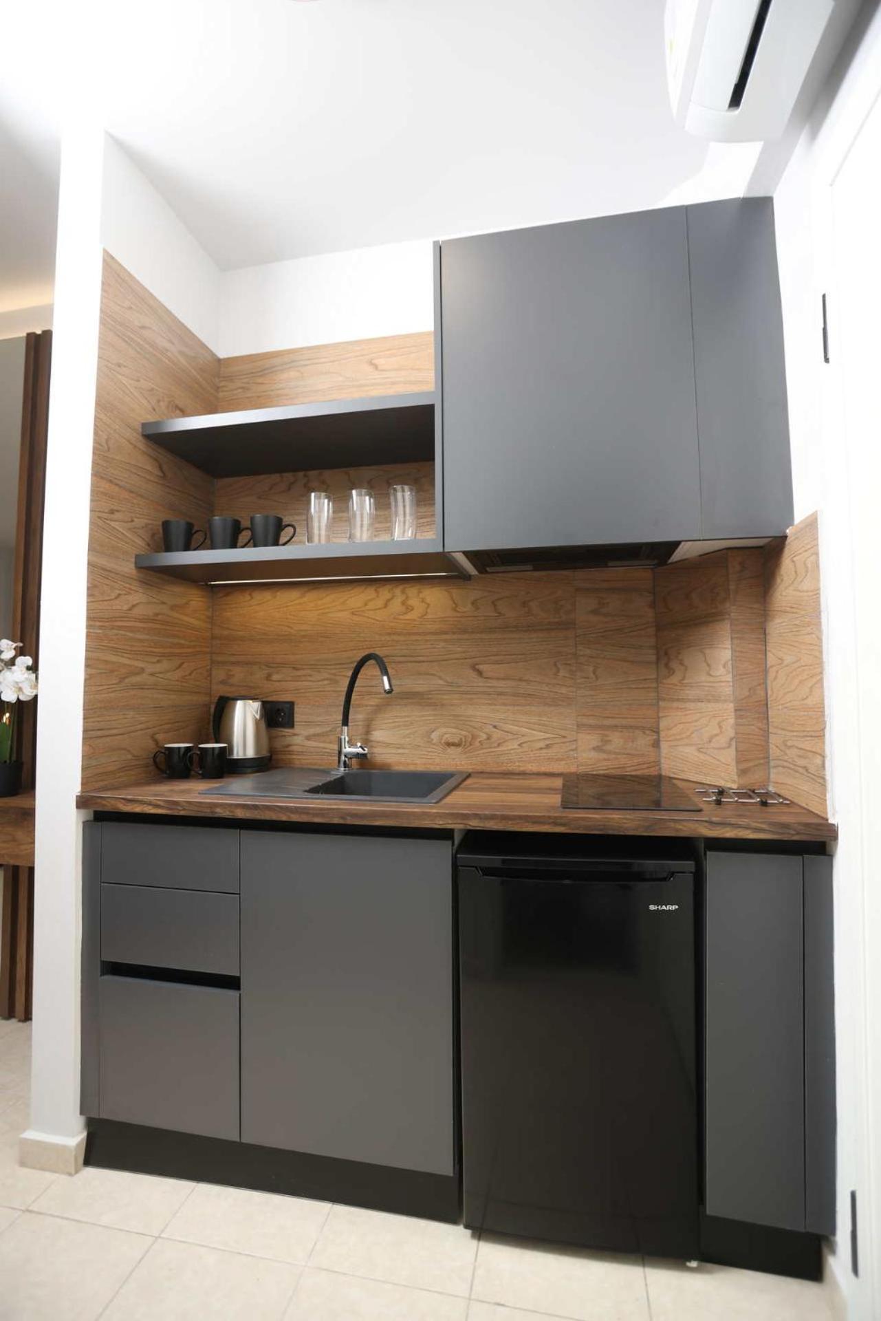 Danae Comfort Living Pefkochori Exterior foto