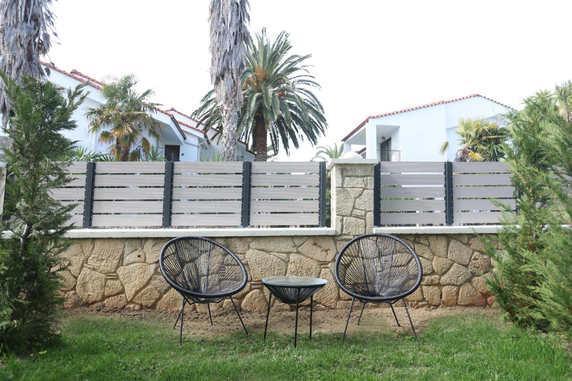 Danae Comfort Living Pefkochori Exterior foto